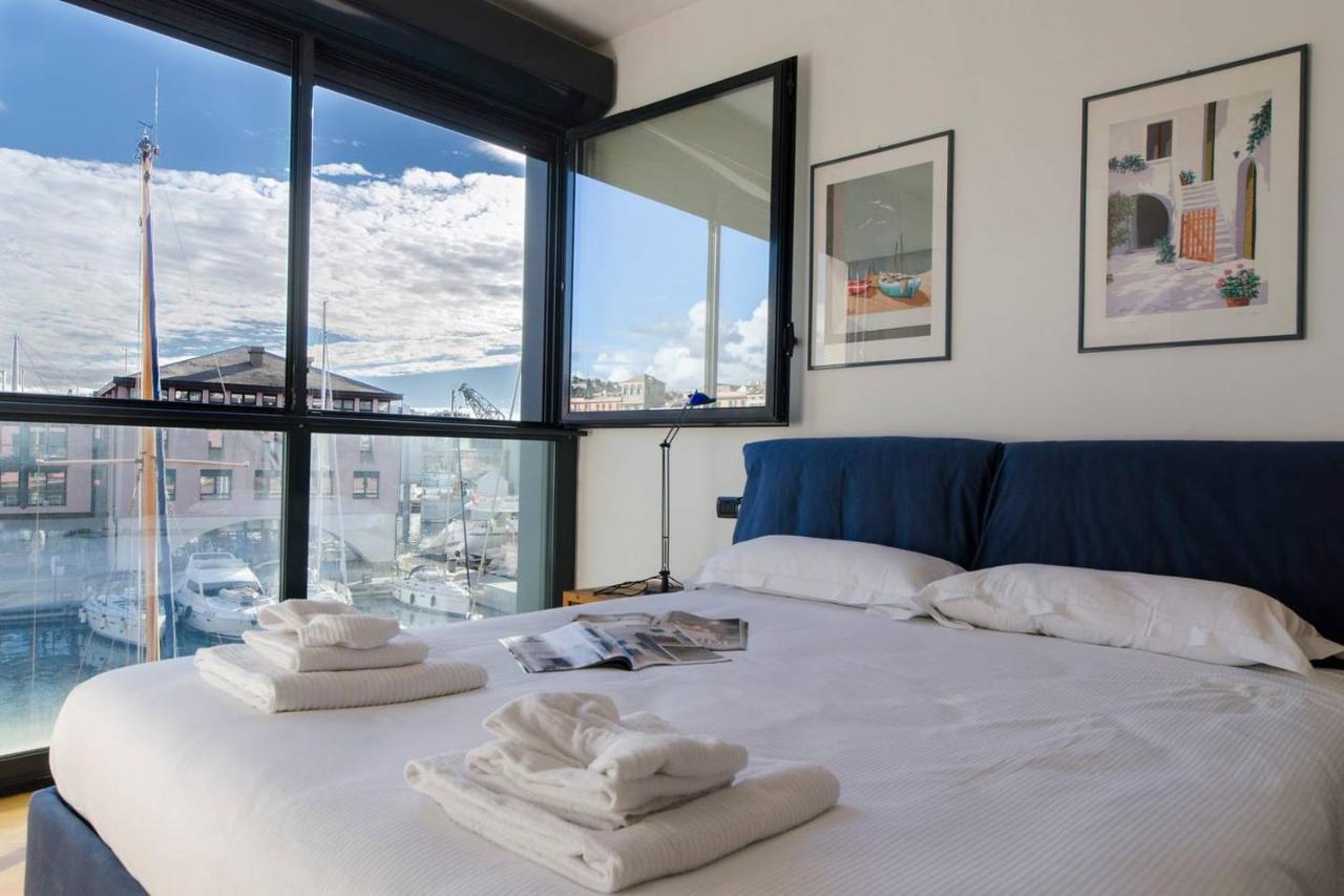 Joivy Exclusive Seaview Flat For 4, In Central Genoa Apartman Kültér fotó