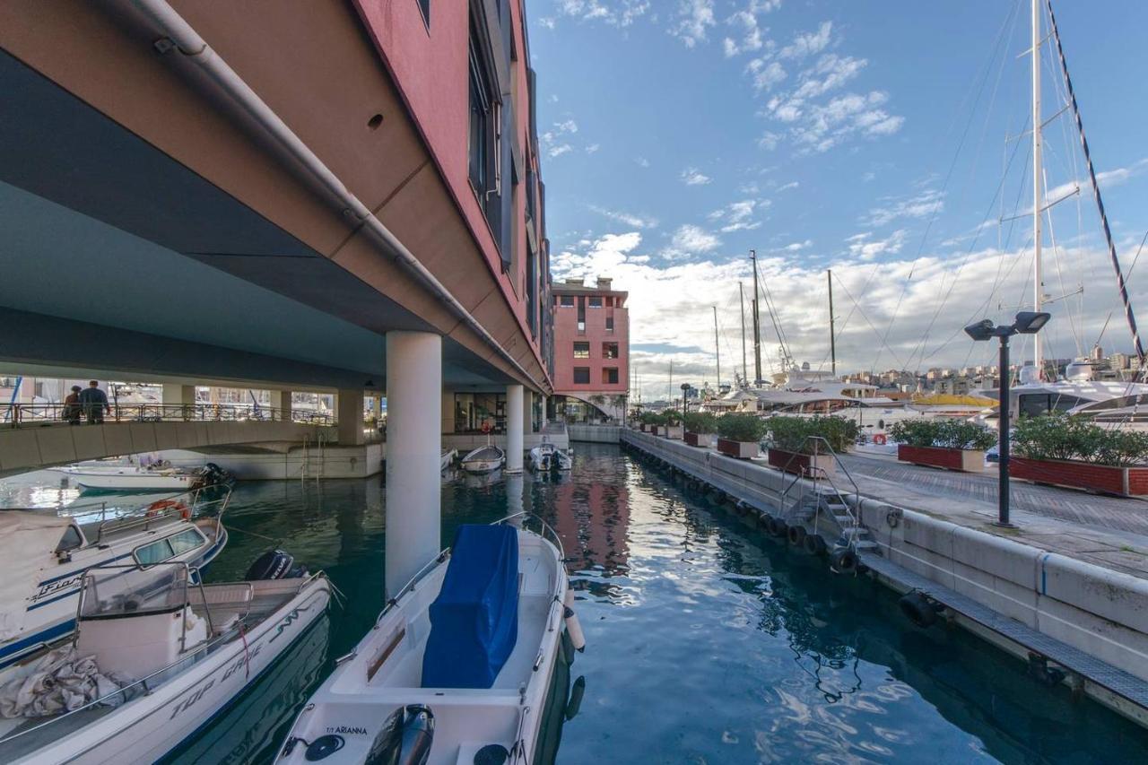 Joivy Exclusive Seaview Flat For 4, In Central Genoa Apartman Kültér fotó